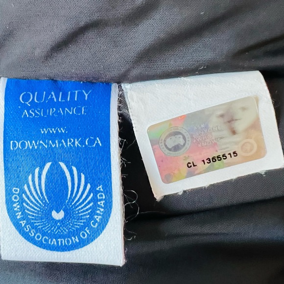 Canada Goose black parka coat - Picture 9 of 14